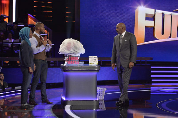 STEVE HARVEY’S FUNDERDOME - "Episode 110" - The seed-funding competition reality series "Steve Harvey's FUNDERDOME," featuring two aspiring inventors going head-to-head to win over a live studio audience to fund their ideas, products or companies, airs SUNDAY, AUGUST 27 (9:00-10:00 p.m. EDT), on The ABC Television Network. (ABC/Lisa Rose) NAJMA JAMALUDEEN, YUSUF JAMALUDEEN (BASKETMATE), STEVE HARVEY
