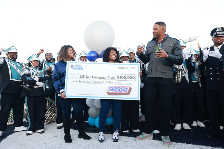 Jackson State University Surprised With $100K Donation from Mars, and SNICKERS® on Good Morning America