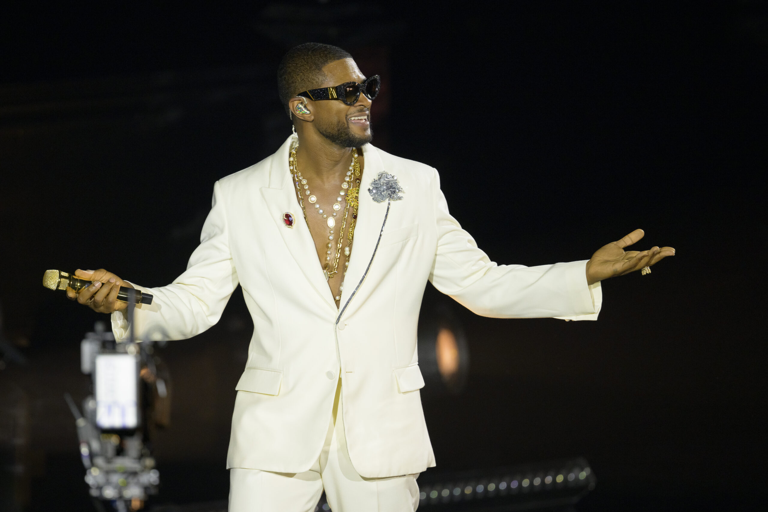 Usher Bares All In New Skims Campaign While Promoting New Album 