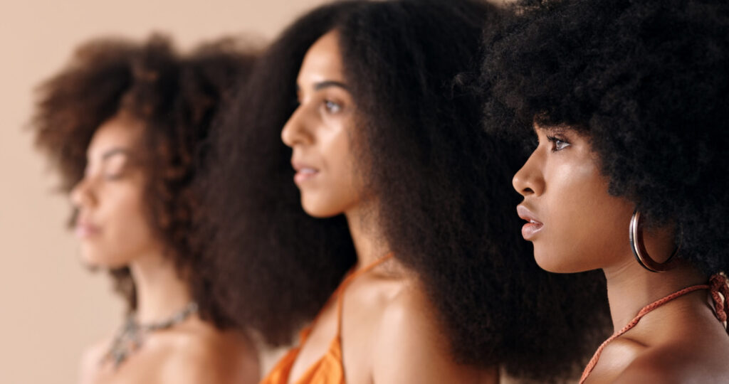 African Pastor Encourages Women To Embrace Wigs Because ‘Natural Hair’ Isn’t Going To Attract A Man