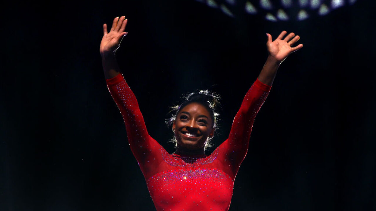 Simone Biles wins 6th all-around title at worlds to become most