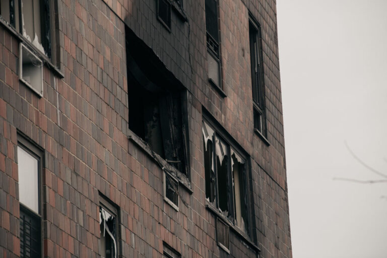 2 Daughters Jump From 5th Story Window After Apartment Set On Fire