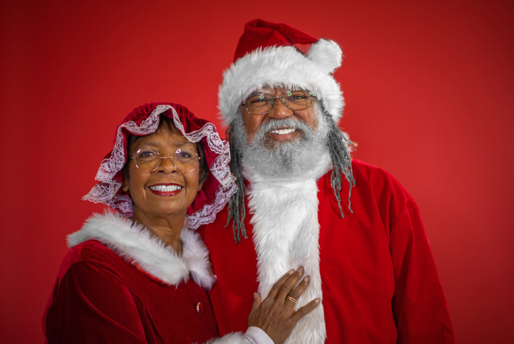 Meet Mrs. and Mr. Black Santa Of Erie, Pennsylvania