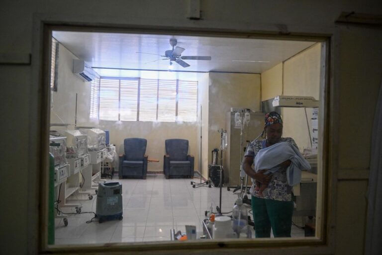 Haitian Gang Traps People Inside Hospital In Port-au-Prince