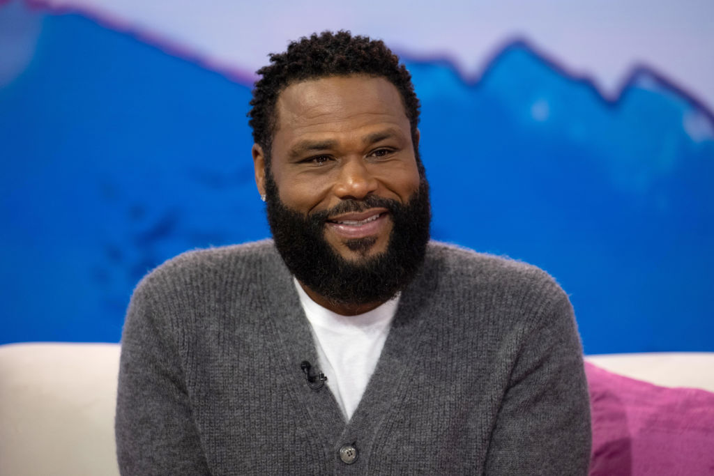 Anthony Anderson Cracks Jokes For Charmin’s ‘Re-Engineered’ Square-Free Toilet Paper