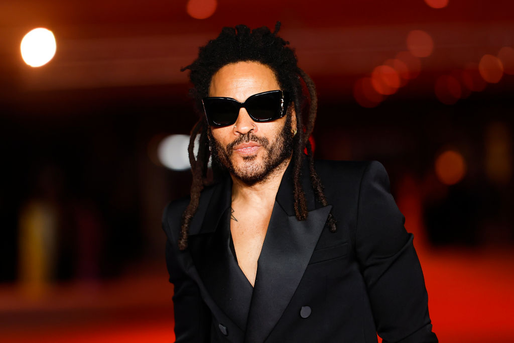 Lenny Kravitz Clears The Air On Black Music Awards Exclusion Comments