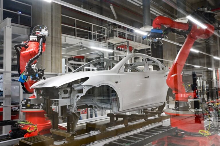 Robot, Tesla, factory