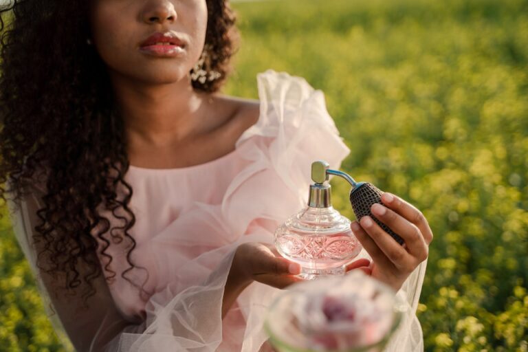 Black-owned fragrance brand, perfume, scents, smell, holiday gift
