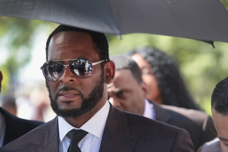 R. Kelly Takes Issue With $10.5 Million Lawsuit Awarded To Six Women