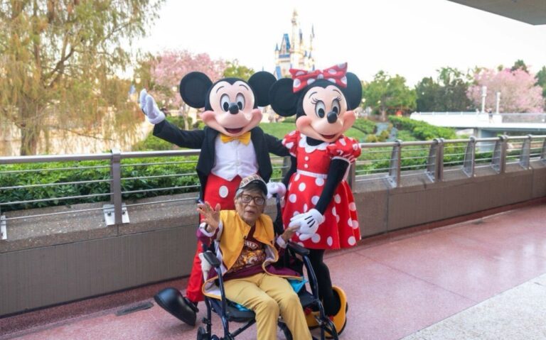Woman Celebrates 106th Birthday at Walt Disney Resort
