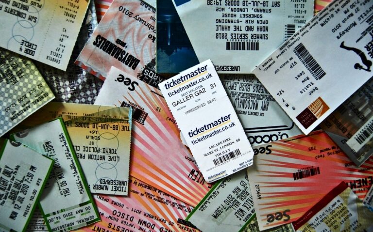 US Justice Department, Ticketmaster, Live Nation, Suing