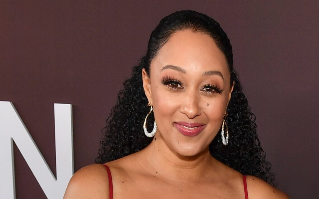 Tamera Mowry-Housley ‘Incredibly Blessed’ To Receive Trailblazer Award At 16th Annual Pink Pump Affair