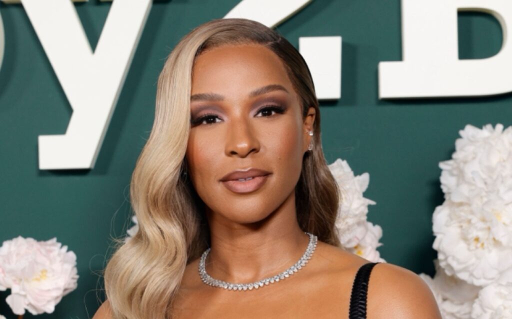 Savannah James To Share ‘More Personal Side of Me’ In New Podcast Series ‘Everybody’s Crazy’