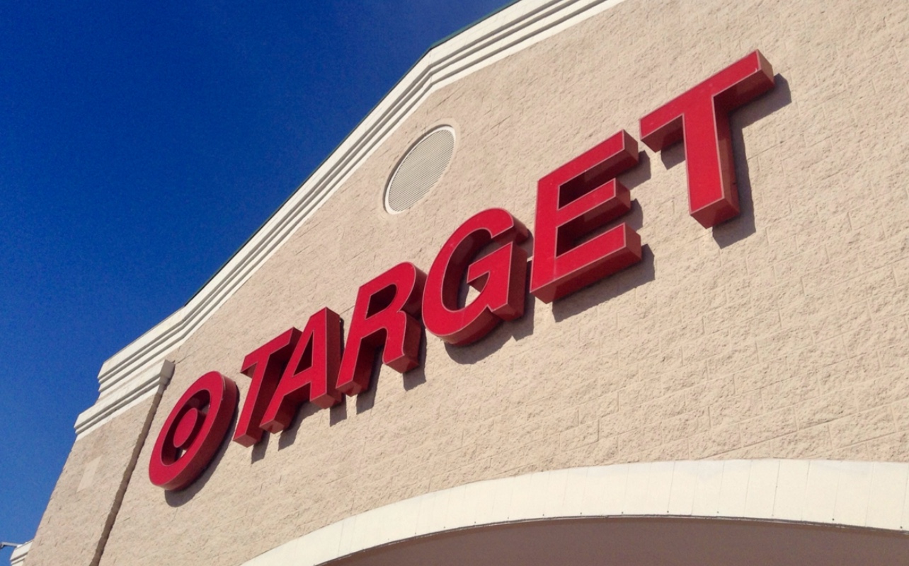 Target se enfrenta a una reacción violenta por pagar supuestamente injustamente a quilters negros
