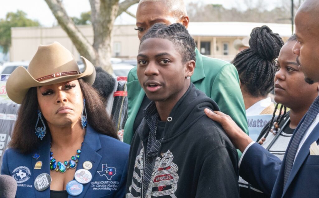 Lawsuit Filed By Black Texas Student Over Hairstyle Now Sits In The Hands Of Federal Judge 