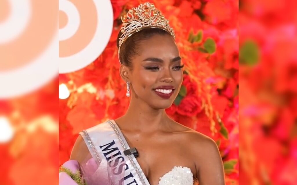 Miss Universe Philippines Crowns Chelsea Manalo As First Black Queen